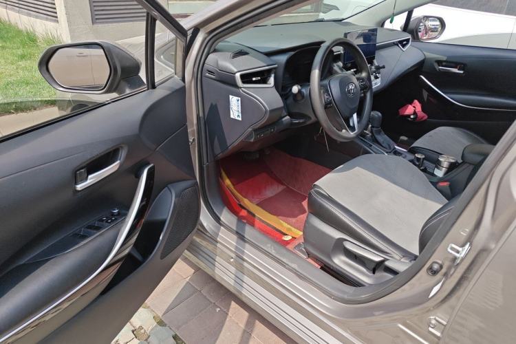 Used Toyota Corolla 2023 1.8L Smart Electric Hybrid Dual-Motor Elite Edition Driver Seat