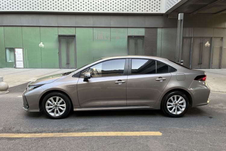 Used Toyota Corolla 2023 1.8L Smart Electric Hybrid Dual-Motor Elite Edition Exterior 9