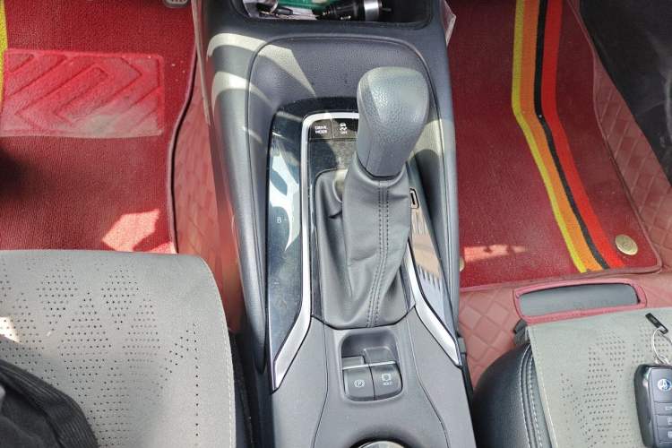 Used Toyota Corolla 2023 1.8L Smart Electric Hybrid Dual-Motor Elite Edition Gear Lever