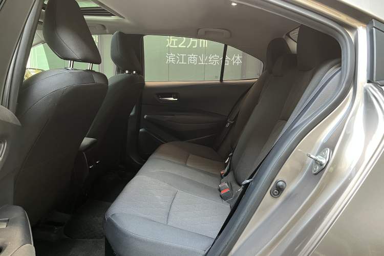Used Toyota Corolla 2023 1.8L Smart Electric Hybrid Dual-Motor Elite Edition Interior 5