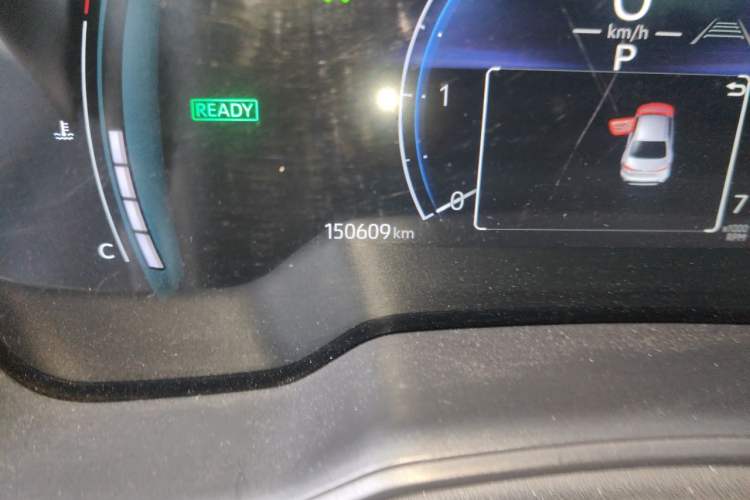 Used Toyota Corolla 2023 1.8L Smart Electric Hybrid Dual-Motor Elite Edition Odometer Close Up