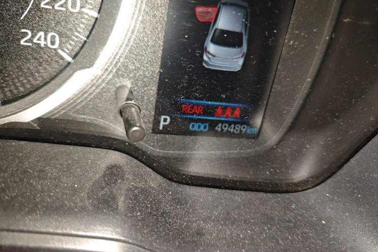 Used Toyota Corolla 2023 1.2T Elite Edition Odometer Close Up