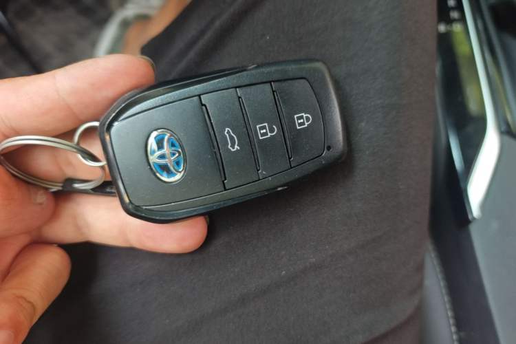 Used Toyota Corolla 2023 1.8L Smart Electric Hybrid Dual-Motor Elite Edition Vehicle Key
