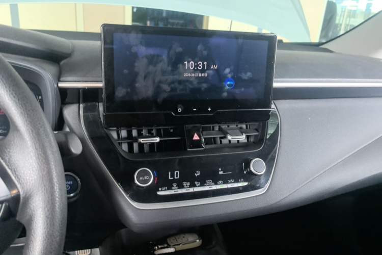 Used Toyota Corolla 2023 1.8L Smart Electric Hybrid Dual-Motor Elite Edition Audio And AC Panel