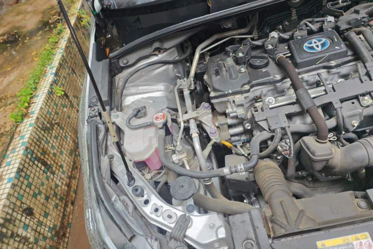 Used Toyota Corolla 2023 1.8L Smart Electric Hybrid Dual-Motor Elite Edition Engine Bay Right
