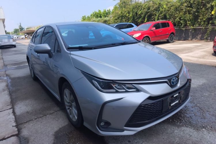 Used Toyota Corolla 2023 1.8L Smart Electric Hybrid Dual-Motor Elite Edition Front Right 45 Deg