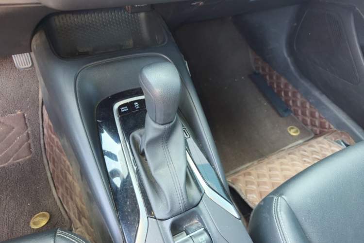 Used Toyota Corolla 2023 1.8L Smart Electric Hybrid Dual-Motor Elite Edition Gear Lever