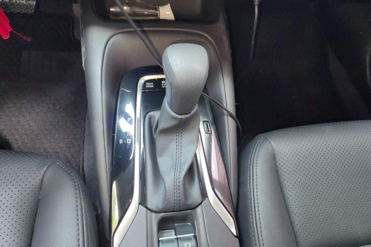 Used Toyota Corolla 2023 1.8L Smart Electric Hybrid Dual-Motor Pioneer Edition Gear Lever