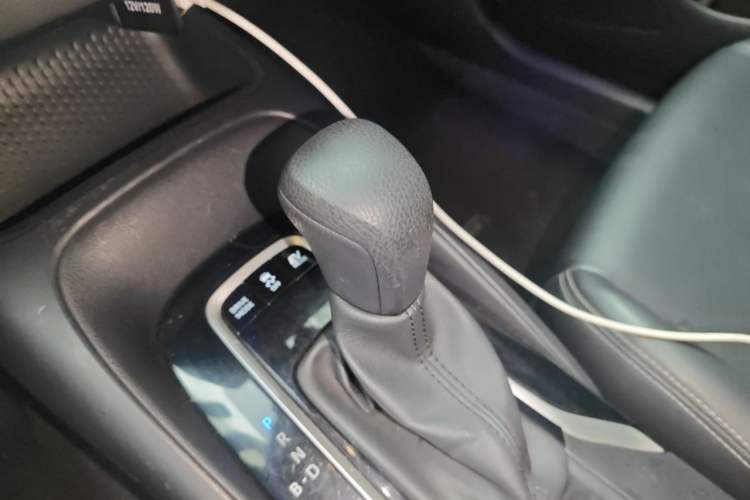 Used Toyota Corolla 2023 1.8L Smart Electric Hybrid Dual-Motor Elite Edition Gear Lever