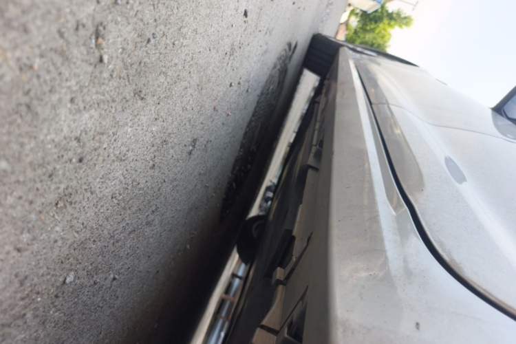 Used Toyota Corolla 2023 1.8L Smart Electric Hybrid Dual-Motor Elite Edition Left Side Sill