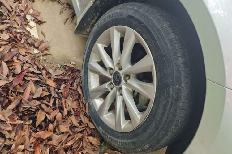 Used Toyota Corolla 2023 1.2T Elite Edition Right Front Wheel Hub