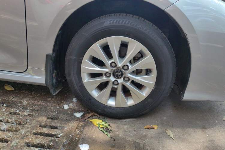 Used Toyota Corolla 2023 1.8L Smart Electric Hybrid Dual-Motor Pioneer Edition Right Front Wheel Hub