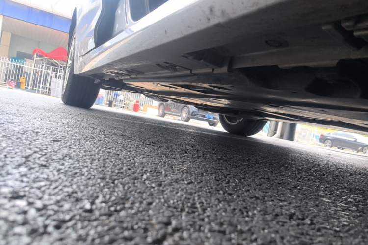 Used Toyota Corolla 2023 1.8L Smart Electric Hybrid Dual-Motor Elite Edition Right Side Sill