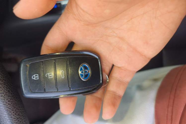 Used Toyota Corolla 2023 1.8L Smart Electric Hybrid Dual-Motor Elite Edition Vehicle Key