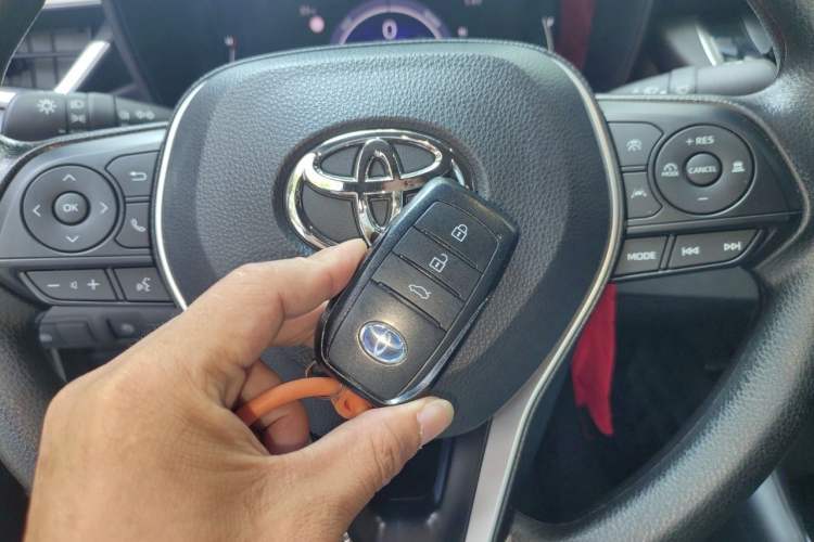 Used Toyota Corolla 2023 1.8L Smart Electric Hybrid Dual-Motor Pioneer Edition Vehicle Key