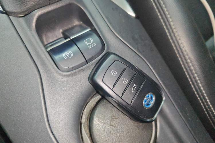 Used Toyota Corolla 2023 1.8L Smart Electric Hybrid Dual-Motor Elite Edition Vehicle Key