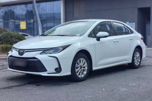 Ojetý Toyota Corolla 2023 1.2T Pioneer Edition