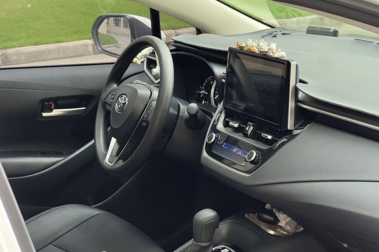 Used Toyota Corolla 2023 1.2T Elite Edition Audio And AC Panel