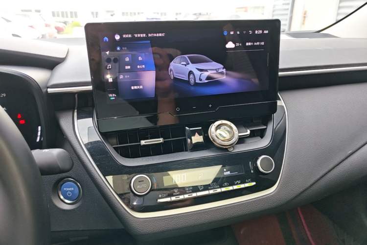 Used Toyota Corolla 2023 1.8L Smart Electric Hybrid Dual-Motor Elite Edition Audio And AC Panel