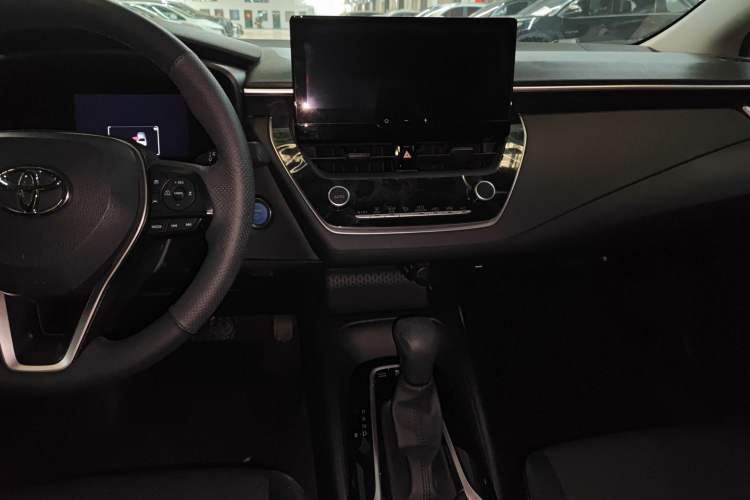 Used Toyota Corolla 2023 1.8L Smart Electric Hybrid Dual-Motor Pioneer Edition Audio And AC Panel