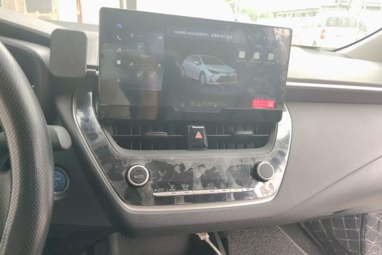 Used Toyota Corolla 2023 1.8L Smart Electric Hybrid Dual-Motor Pioneer Edition Audio And AC Panel