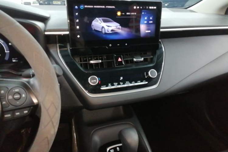 Used Toyota Corolla 2023 1.8L Smart Electric Hybrid Dual-Motor Elite Edition Audio And AC Panel