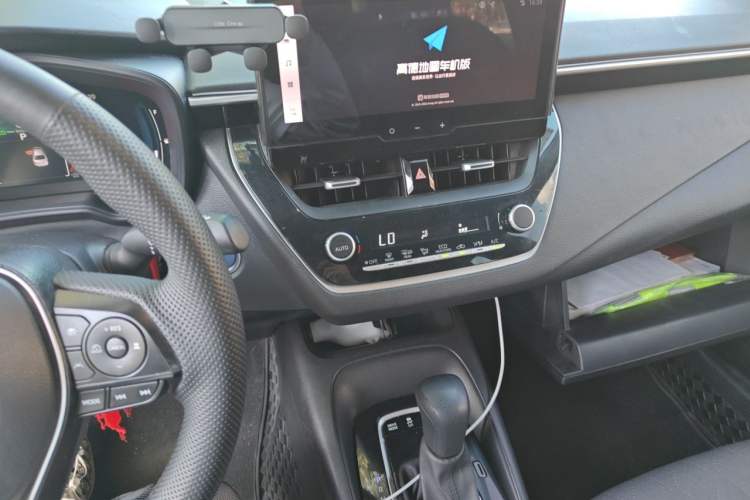 Used Toyota Corolla 2023 1.8L Smart Electric Hybrid Dual-Motor Elite Edition Audio And AC Panel