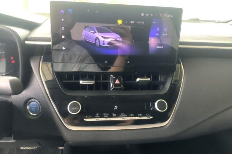 Used Toyota Corolla 2023 1.8L Smart Electric Hybrid Dual-Motor Elite Edition Audio And AC Panel