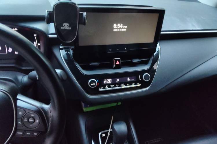 Used Toyota Corolla 2023 1.8L Smart Electric Hybrid Dual-Motor Pioneer Edition Audio And AC Panel