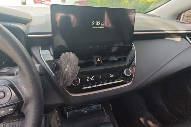 Used Toyota Corolla 2023 1.8L Smart Electric Hybrid Dual-Motor Pioneer Edition Audio And AC Panel