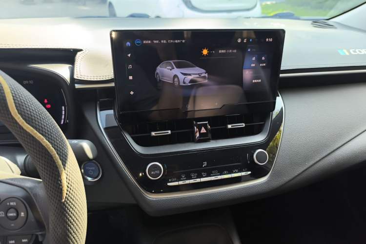 Used Toyota Corolla 2023 1.8L Smart Electric Hybrid Dual-Motor Elite Edition Audio And AC Panel