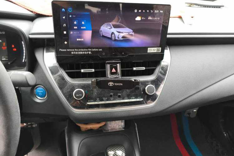 Used Toyota Corolla 2023 1.8L Smart Electric Hybrid Dual-Motor Elite Edition Audio And AC Panel