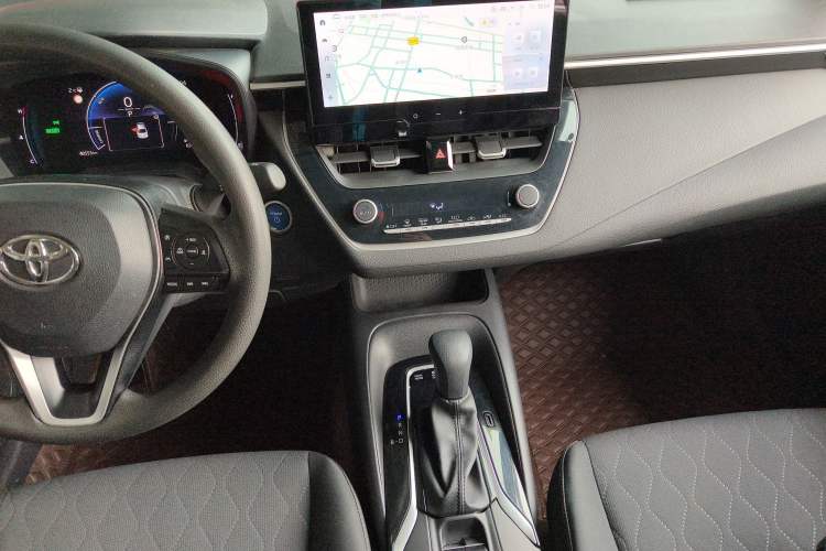 Used Toyota Corolla 2023 1.8L Smart Electric Hybrid Dual-Motor Elite Edition Audio And AC Panel