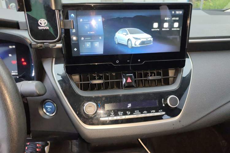 Used Toyota Corolla 2023 1.8L Smart Electric Hybrid Dual-Motor Pioneer Edition Audio And AC Panel