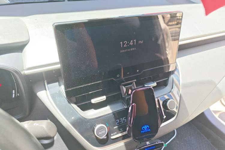 Used Toyota Corolla 2023 1.8L Smart Electric Hybrid Dual-Motor Elite Edition Audio And AC Panel