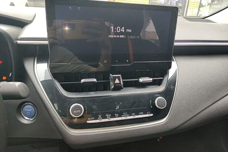 Used Toyota Corolla 2023 1.8L Smart Electric Hybrid Dual-Motor Elite Edition Audio And AC Panel