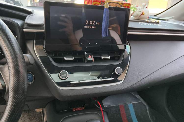 Used Toyota Corolla 2023 1.8L Smart Electric Hybrid Dual-Motor Elite Edition Audio And AC Panel