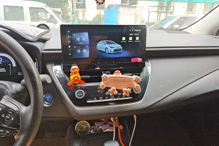 Used Toyota Corolla 2023 1.8L Smart Electric Hybrid Dual-Motor Pioneer Edition Audio And AC Panel