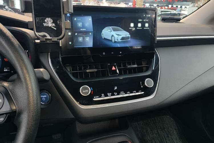 Used Toyota Corolla 2023 1.8L Smart Electric Hybrid Dual-Motor Pioneer Edition Audio And AC Panel