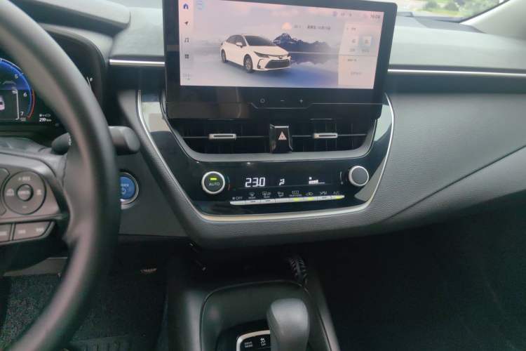 Used Toyota Corolla 2023 1.8L Smart Electric Hybrid Dual-Motor Elite Edition Audio And AC Panel