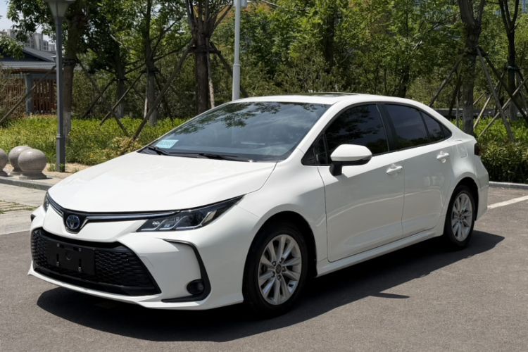 Used Toyota Corolla 2023 1.8L Smart Electric Hybrid Dual-Motor Elite Edition Guazi used car, China used car export, Used car for sale, Used  cars, Cheapest cars for sale