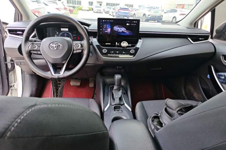 Used Toyota Corolla 2023 1.8L Smart Electric Hybrid Dual-Motor Elite Edition Center Console