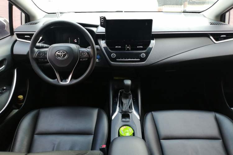 Used Toyota Corolla 2023 1.8L Smart Electric Hybrid Dual-Motor Elite Edition Center Console