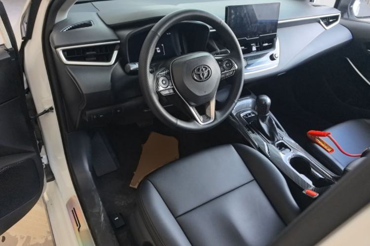 Used Toyota Corolla 2023 1.8L Smart Electric Hybrid Dual-Motor Pioneer Edition Center Console