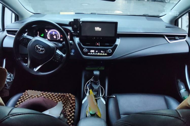 Used Toyota Corolla 2023 1.8L Smart Electric Hybrid Dual-Motor Pioneer Edition Center Console