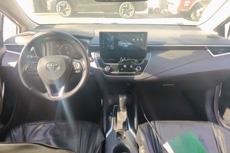 Used Toyota Corolla 2023 1.8L Smart Electric Hybrid Dual-Motor Pioneer Edition Center Console