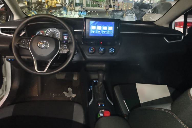 Used Toyota Corolla 2023 1.2T Pioneer Edition Center Console