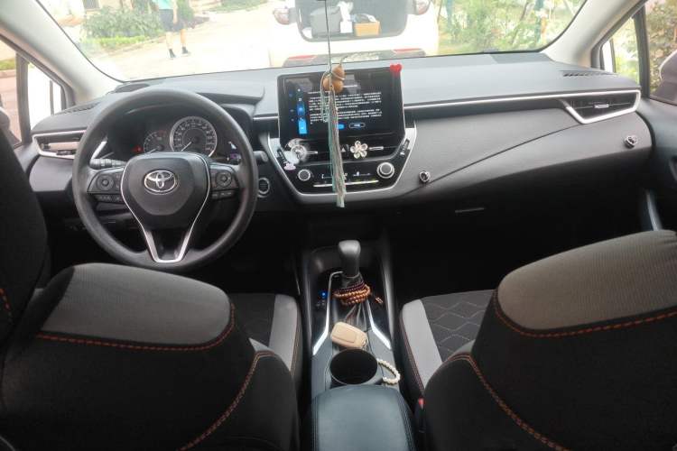 Used Toyota Corolla 2023 1.2T Elite Edition Center Console