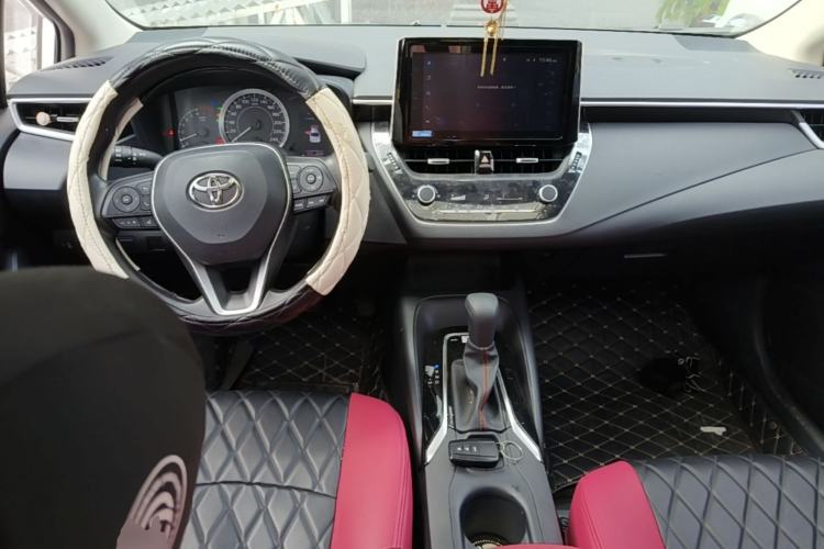 Used Toyota Corolla 2023 1.2T Elite Edition Center Console