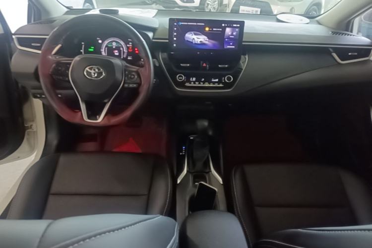 Used Toyota Corolla 2023 1.8L Smart Electric Hybrid Dual-Motor Elite Edition Center Console